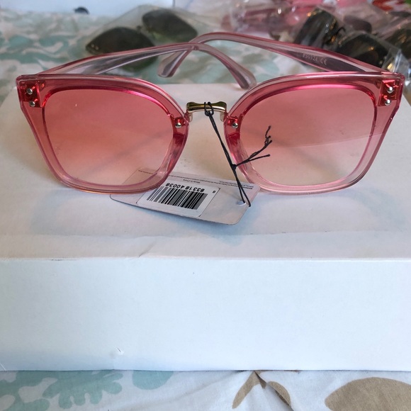 Sunglasses - Picture 8 of 8